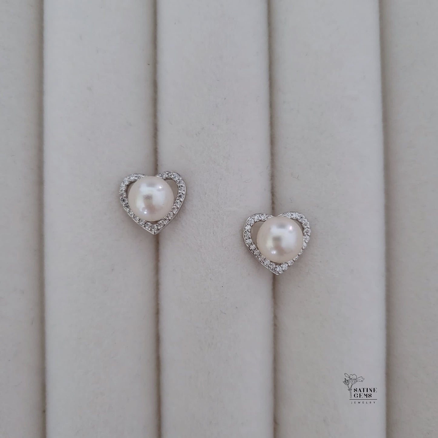 Ivory Akoya Pearl Ear Studs