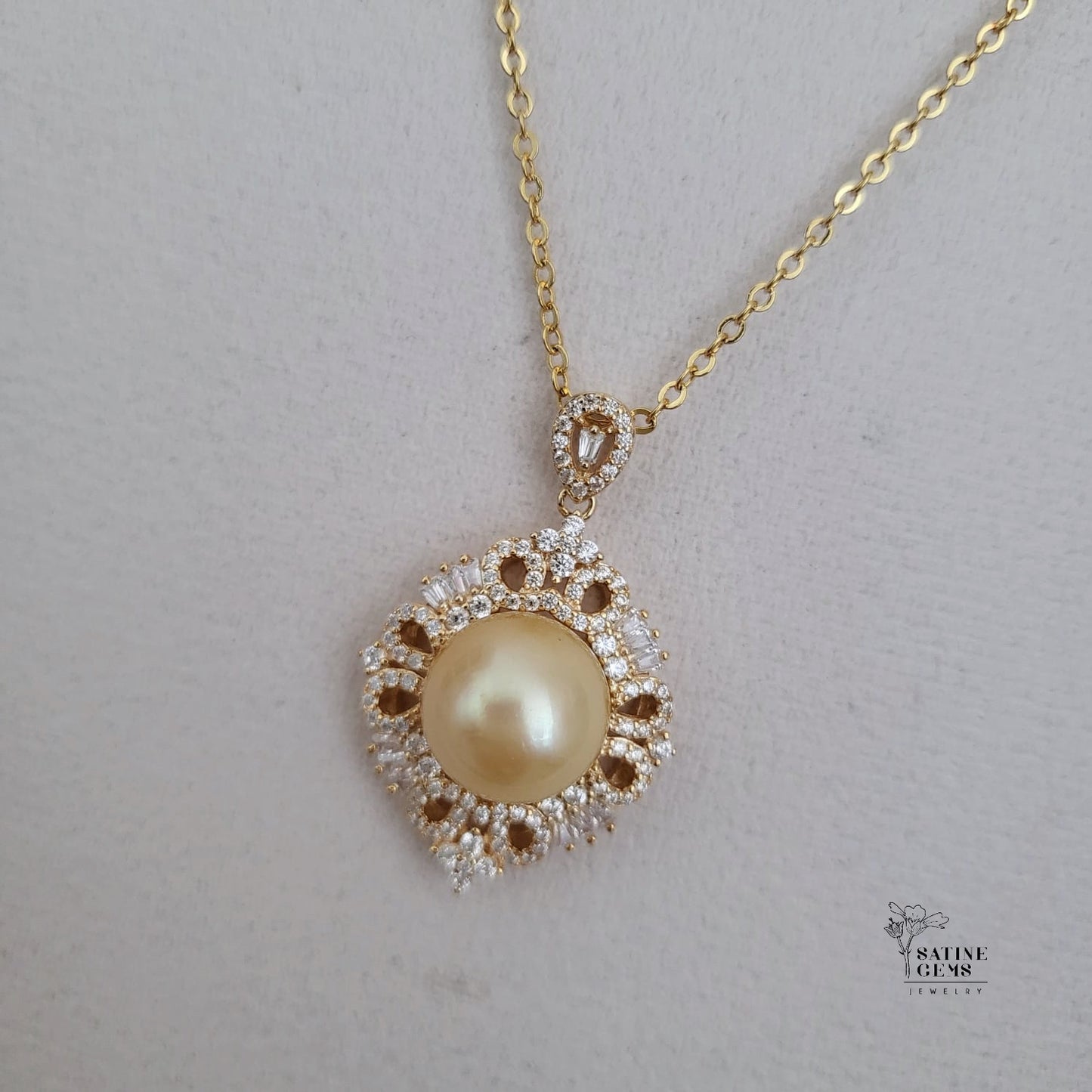 Golden South Sea Pearl Necklace