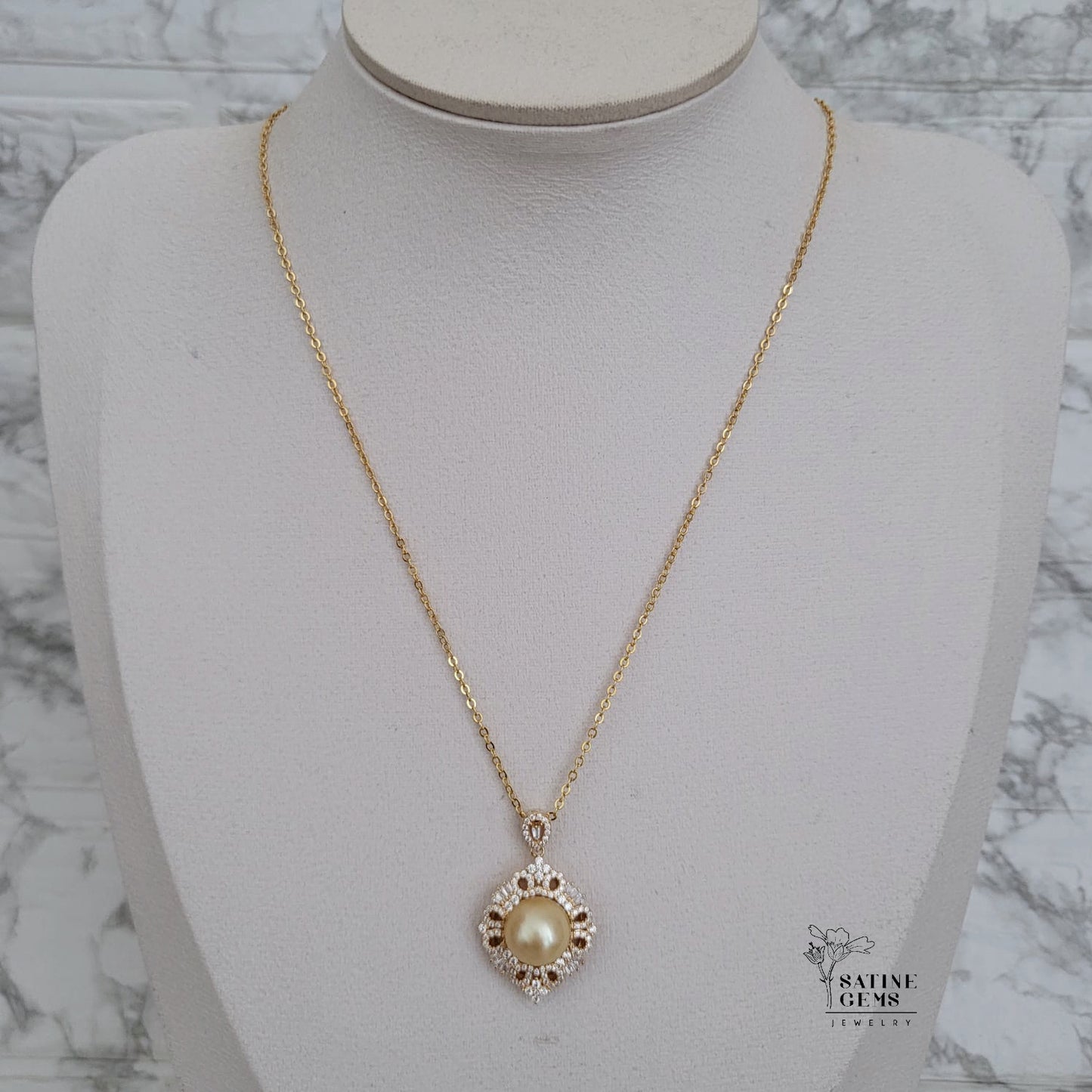 Golden South Sea Pearl Necklace