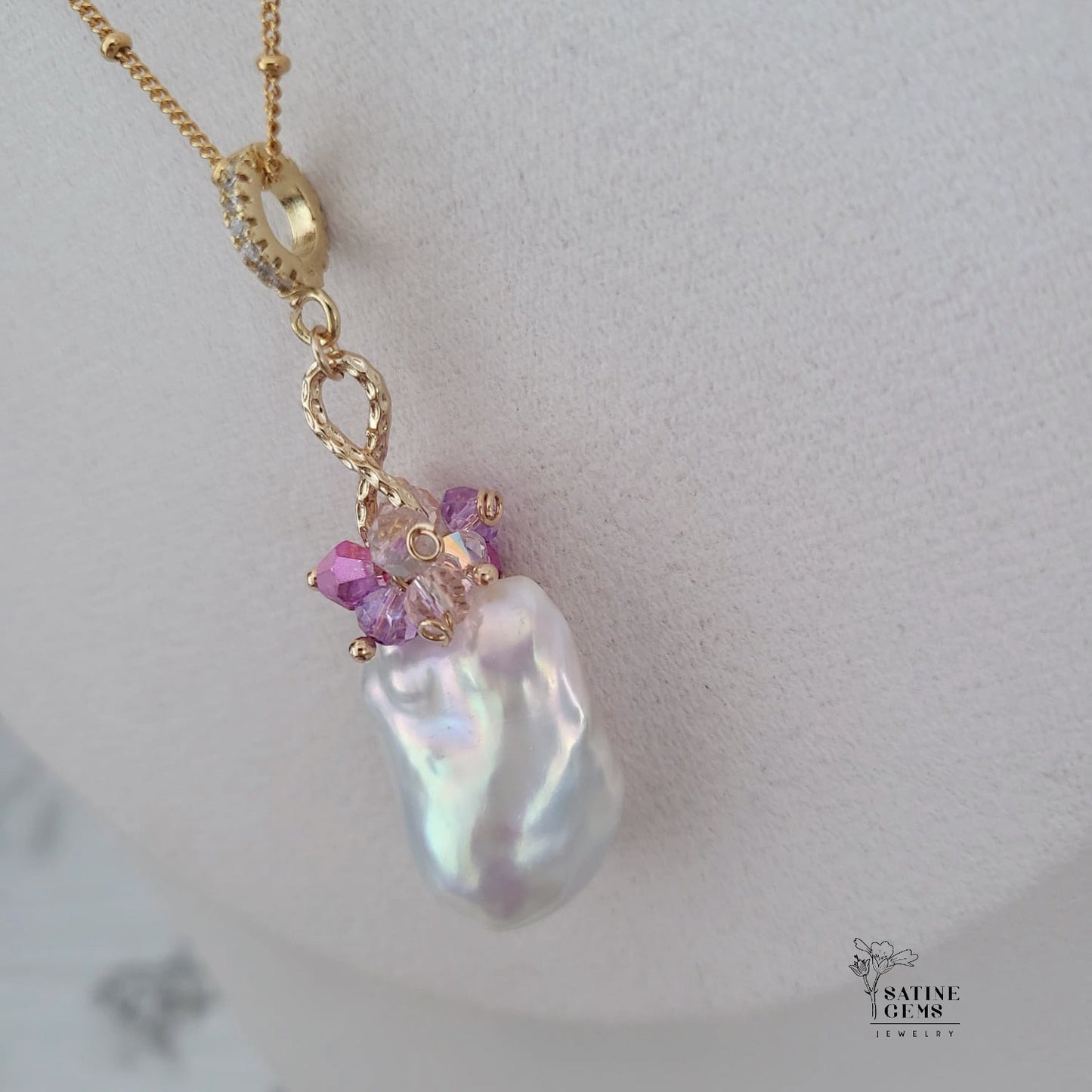 XL Flameball Pearl Necklace