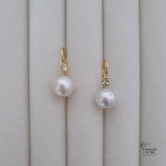 Circled Ivory South Sea Pearl Ear Hooks