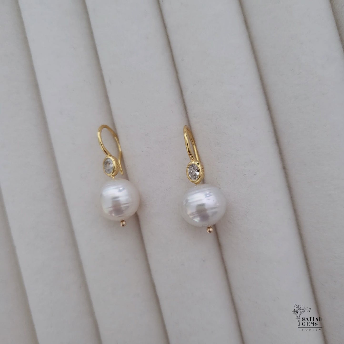 Circled Ivory South Sea Pearl Ear Hooks