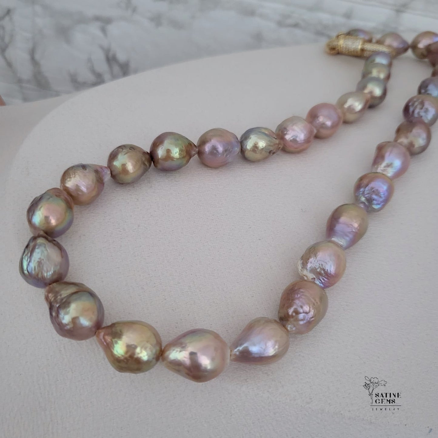 Baroque Edison Pearl Necklace with Metallic Lustre and Rainbow Orient